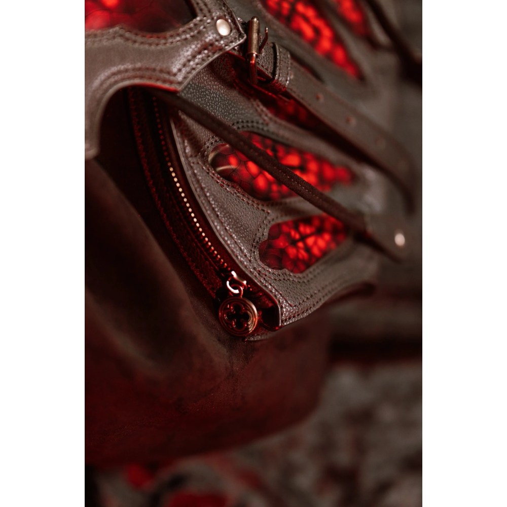 Restyle Restyle - Bloodveil Backpack - Black/Red | Attitude Europe